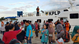KNP.370 Milik KSOP Kendari Berhasil Evakuasi 90 Penumpang dan Kru KM Ilham  