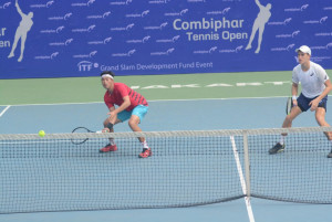 Sukses di Ganda, David Incar Tunggal