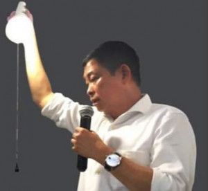 Menteri Jonan Ajak Warga Pasang PLTS Atap