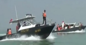 PHE ONWJ Dibantu  TNI Polri  Atasi dan  Amankan Anjungan Minyak YYA-1  di Karawang