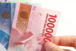 Transaksi Antar Bank Rupiah  Melemah