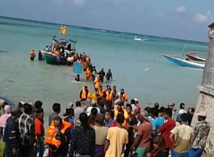 Penumpang Kapal Ro-Ro Yang Terbakar  Di Masalembo Berhasil Dievakuasi