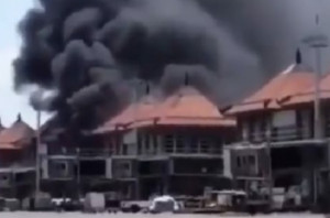 Bus Apron  Milik PT Gapura  Terbakar di Bandara I Gusti Ngurah Rai Bali