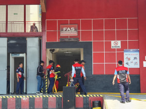 Bandara Soetta Latih Barisan Relawan Kebakaran di Terminal Kargo