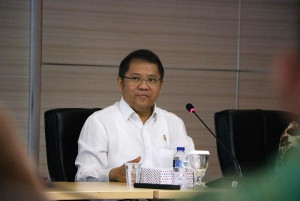 Menkominfo Ajak Masyarakat Gunakan Internet Secara Bijak 