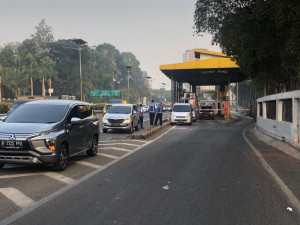 Tetap Hati-Hati, Tol Dalam Kota Sudah Dapat Dilintasi 