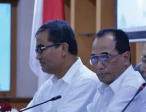 Ke Ambon, Menhub Budi Karya Pastikan Bandara dan Pelabuhan Tetap Bisa Berfungsi