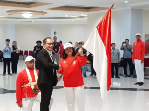 Menpor Hanif Dhakiri  Lepas Atlet Indonesia