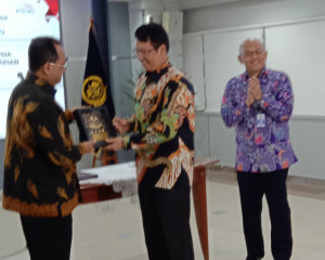 KA Cepat Jakarta Bandung Akan Beroperasi 2021