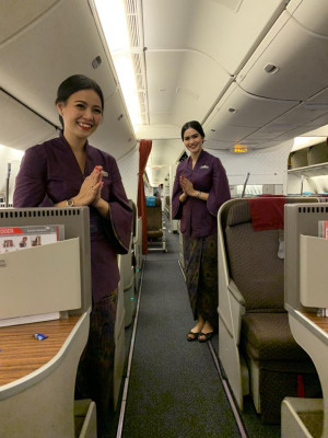 Dukung Pengembangan Batik,  Garuda HadirkanTenun Flight ke Bali