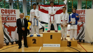 Denis Darmawan, Siswa MTsN Salatiga Rebut Medali Emas Kejuaran Karate Dunia di Spanyol