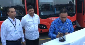 Gubernur Anies Baswedan Resmikan Tempat Uji Kompetensi Pramudi di TransJakarta