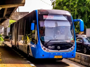 Perum PPD Klarifikasi Videotron di Bus Gandeng di Beberapa Koridor TransJakarta