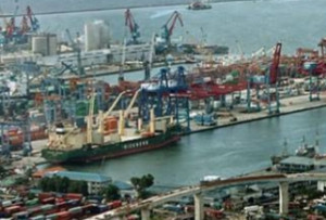 Di Tanjung Priok Masih Ditemui Kapal Membuang Limbah Tidak Sesuai Aturan