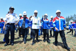 Menhub Budi Dukung Pertamina Kilang Minyak Terpadu Dengan Pelabuha. di Tuban Jawa Timur