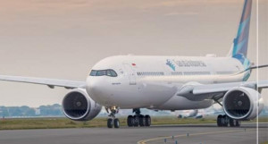 Mobil Ferrari  Merah  di Pesawat Garuda  Resmi, Diangkut Oktober 2018