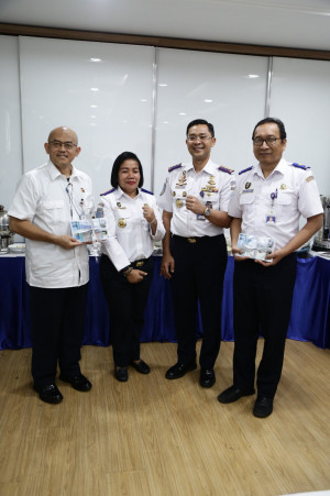 Kantor OP Tanjung Priok Gelar Sertijab Dari Capt Hermanta Kepada Penggantinya Jece Julita 