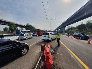 Jasa Marga Kembali Berlakukan Contraflow Km 47 Sampai Km 61 Jalan Tol Jakarta ke Cikampek