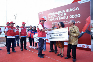 SPBU Layani Konsumen 24 Jam Dan Pertamina  Beri Kado Untuk Operator SPBU