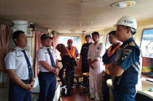 KM Kirana I  Berangkat Dari  Dermaga Penumpang Tanjung Emas Menuju Kumai Dengan 210 Penumpang   