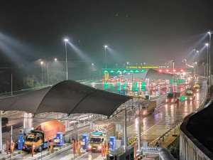 Kamis Malam, Sudah 51% Kendaraan Telah kembali ke Jakarta  Via Jalan Tol