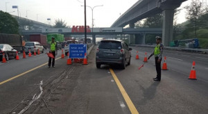 Arus Balik Padat, Jasa Marga Berlakukan Contraflow Km 47 s.d Km 61 Jalan Tol Jakarta-Cikampek 