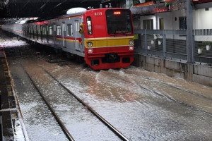 Operasional KRL Jabotabek Kembali Normal Meski Ada Pembatasan