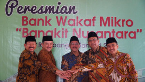 Astra Financial Resmikan BWM Di PP Raudlatul Thalibin Rembang