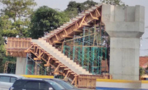 Ada Pekerjaan _Erection Girder_ JPO KM 11+500 Jalan Tol Jakarta-Tangerang, Pengguna Jalan Diimbau Antisipasi 