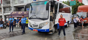 Dirjen Polana Pramesti  Pastikan Pelayanan Umum di Bandara  APT Pranoto Samarinda Pulih 