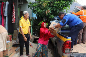 Sinergi BUMN Peduli  Banjir Wilayah Bekasi  Salurkan Bantuan Sampai  Rp1,4 Miliar