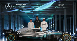 Mercedes Rilis Mobil F1 Pada Hari Valentine di Inggris