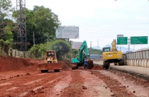 Pekerjaan di Lajur GT Cibubur 1  Dilanjutkan, Jasa Marga Berlakukan Rekayasa Lalin  