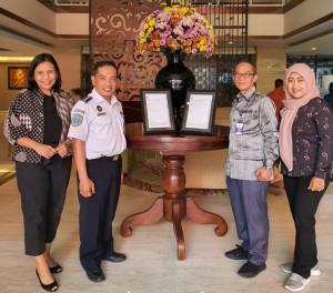 Kantor Otoritas Pelabuhan Utama Makassar Terima Sertifikat ISO 9001