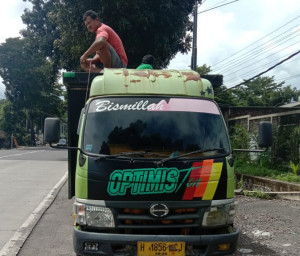 Kendaraan Overload Di Daerah Masih Banyak Beroperasi