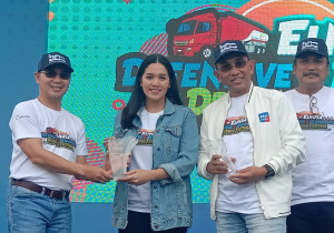 Ini Tips Aman dan Selamat Berkendara ala Alexandra Asmasoebrata