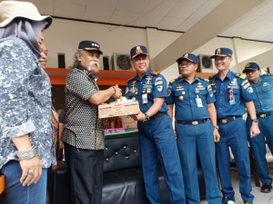 Ditjen Hubla cq. KSOP Teluk Palu Galang Dana  Untuk Korban Kebakaran di Tolitoli