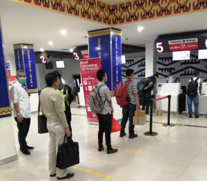 Hindari Bahaya Covid-19, AP II Terapkan Social Distancing Calon Penumpang 