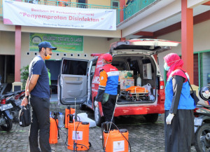 Pertamina-Baznas Kota Semarang Siapkan Disinfektan Guna Sterilkan  31 Titik Fasum Di Ibukota Jateng