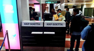 Tren Pergerakan Penumpang Pesawat di  Bandara Soetta dan  Halim Perdanakusuma  Turun