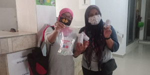 Pertamina Bagi Masker dan Sarung Tangan Pada AMT Dan Masyarakat
