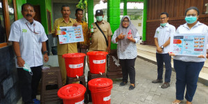 Pertamina EP Cepu Serahkan Paket Bantuan Untuk  Tanggulangi Covid-19
