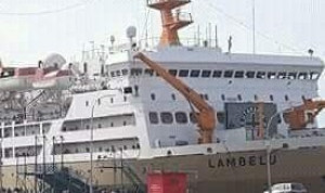 109 Kru KM Lambelu  Dikarantina 2 Mil Dari Pelabuhan Makassar, Begini Kondisinya