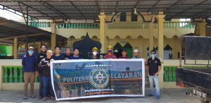 KASPB Peduli  Bagi Sembako dan Alat Kesehatan ke Pekerja Informal dan Masyarakat Barombong dan Makassar