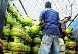 Usut, Diduga Banyak LPG 3 Kg Dari Jakarta Mengalir ke Bekasi