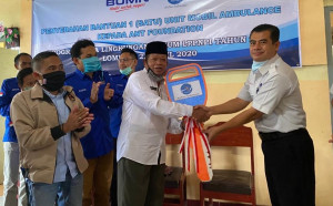 AirNav Indonesia Serahkan Bantuan Satu Mobil Ambulance ke Masyarakat Lombok NTB