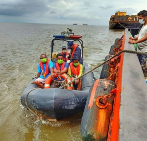 PLP Tanjung Perak Kerahkan 2 Kapal Patroli ke Lokasi Tenggelamnya KM Sumber Arum di Perairan Banjarmasin
