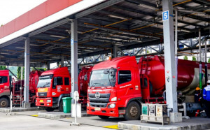 Konsumsi BBM Diprediksi Turun, Pertamina Tetap Siaga di Jalan Tol dan Arteri