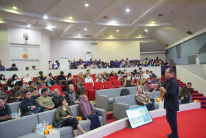 Dirut Jasa Marga  Ungkap Strategi Pengelolaan Jalan Tol Dalam Pelayanan Lebaran 2023 Kepada Mahasiswa  UI