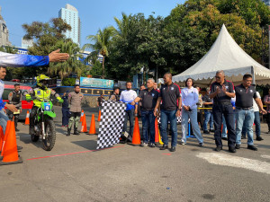 Polda Metro Jaya  Gelar Lomba Ketangkasan Bermotor